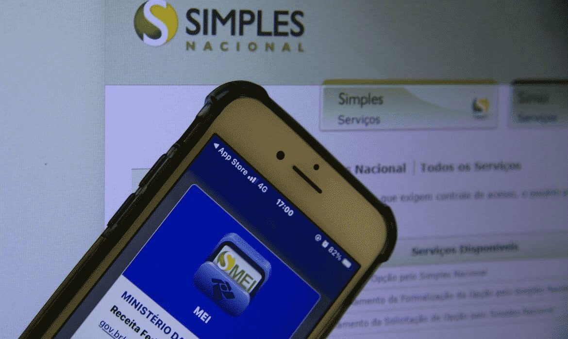 Não tem mais NENHUM  benefício em ser MEI